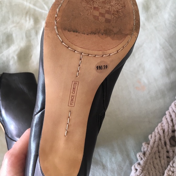 Vince Camuto booties - Picture 6 of 7